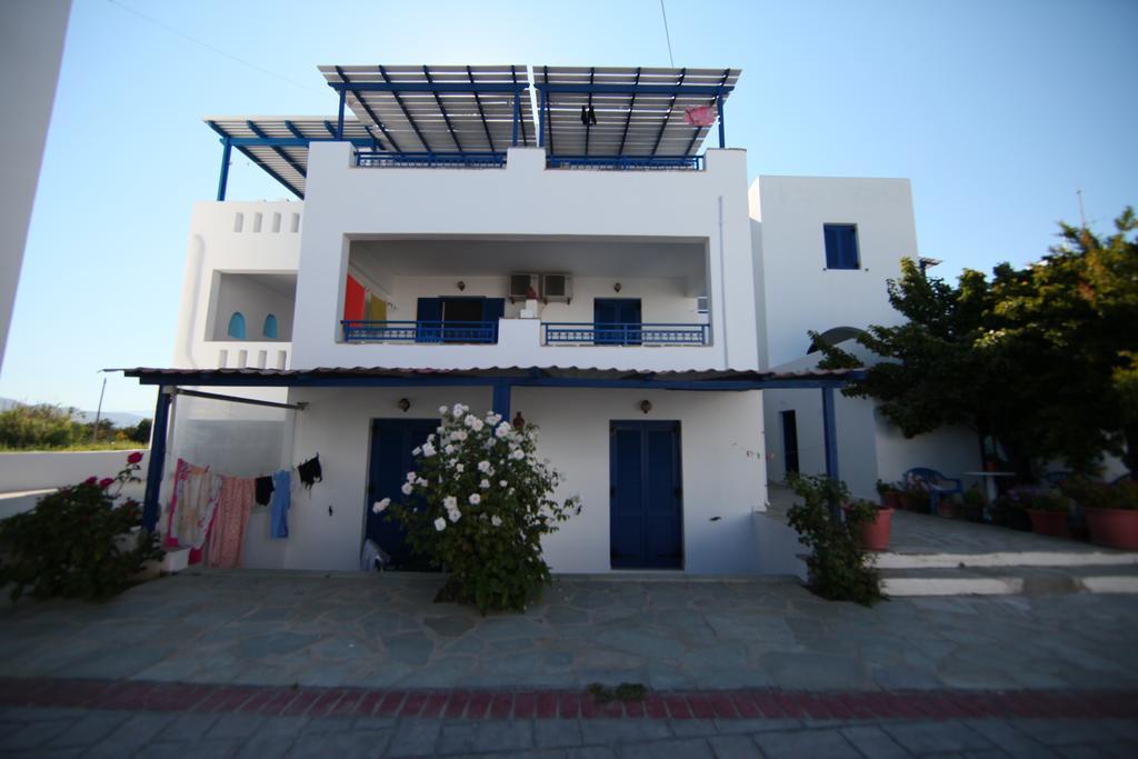 Studios Vagos 1 Agios Prokopios  Buitenkant foto